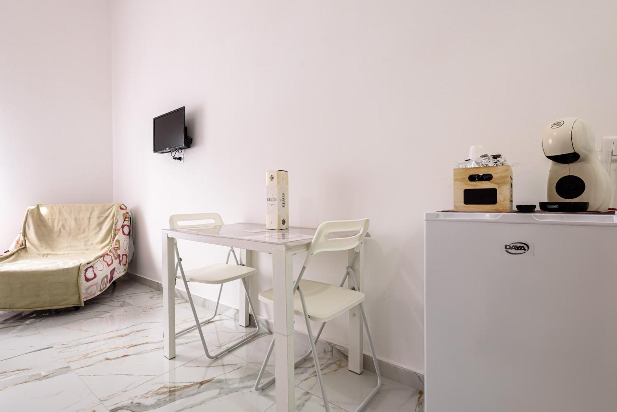 Casa Nina Apartment Наполи Екстериор снимка